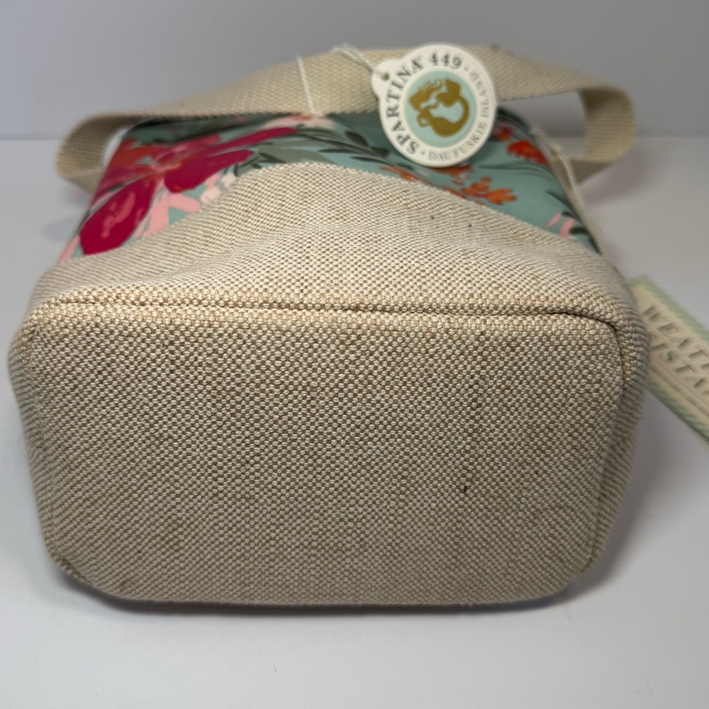 Spartina 449 Palmetto Bucket Bag in the Alljoy Landing Sea Foam pattern - Picture 9 of 10